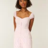 Mini-jurk met korte mouwen en knoopsluiting Mini-jurk met korte mouwen en knoopsluiting