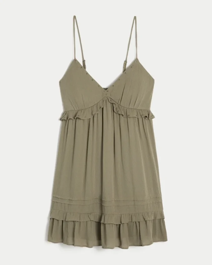 Mini-jurk met studs en ruches Mini-jurk met studs en ruches