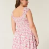 Off-shoulder mini-jurk met asymmetrische zoom Off-shoulder mini-jurk met asymmetrische zoom