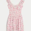 Off-shoulder mini-jurk met asymmetrische zoom Off-shoulder mini-jurk met asymmetrische zoom