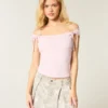 Off-shoulder top met geknoopte mouwen Off-shoulder top met geknoopte mouwen