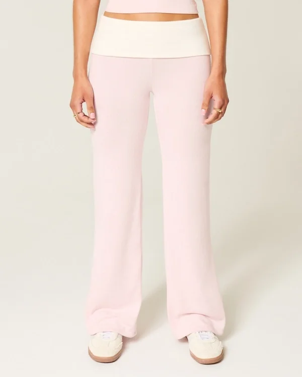 Omgeslagen taille gebreide flare broek Omgeslagen taille gebreide flare broek