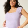 Pointelle top met vierkante halslijn
