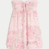 Strapless babydoll-mini-jurkje met ruches Strapless babydoll-mini-jurkje met ruches