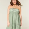 Strapless geborduurde babydoll-jurk Strapless geborduurde babydoll-jurk