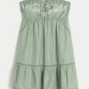 Strapless geborduurde babydoll-jurk Strapless geborduurde babydoll-jurk