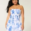 Strapless mini-jurk met gesmokt lijfje Strapless mini-jurk met gesmokt lijfje