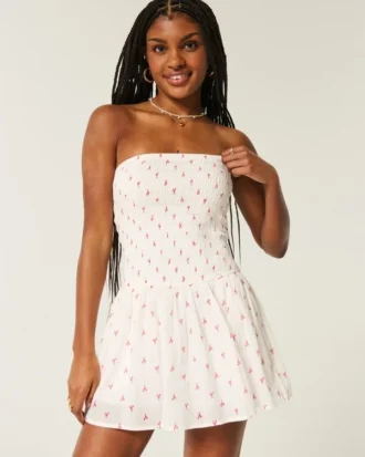 Strapless mini-jurk met gesmokt lijfje