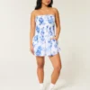 Strapless mini-jurk met gesmokt lijfje Strapless mini-jurk met gesmokt lijfje