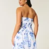 Strapless mini-jurk met gesmokt lijfje Strapless mini-jurk met gesmokt lijfje