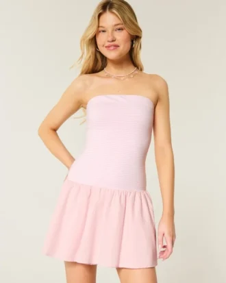Strapless mini-jurk met verlaagde taille en gebreide stof