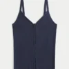 Sweatertanktop met knoopsluiting Sweatertanktop met knoopsluiting