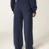 Sweatpants met hartvormig zakje en wijde pijpen Sweatpants met hartvormig zakje en wijde pijpen