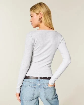 Top met lange mouwen en ronde hals