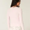 Top met lange mouwen en vierkante hals Top met lange mouwen en vierkante hals