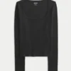 Top met lange mouwen en vierkante hals Top met lange mouwen en vierkante hals