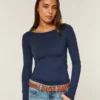 Top met lange mouwen, naadloze stof en V-hals Top met lange mouwen, naadloze stof en V-hals