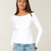 Top met lange mouwen, naadloze stof en V-hals Top met lange mouwen, naadloze stof en V-hals
