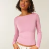 Top met lange mouwen, naadloze stof en V-hals Top met lange mouwen, naadloze stof en V-hals