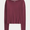 Top met lange mouwen, naadloze stof en V-hals Top met lange mouwen, naadloze stof en V-hals