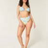 Triangelbikinitop met ruches Triangelbikinitop met ruches