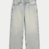 Ultra laag model lichtgewassen baggy jeans Ultra laag model lichtgewassen baggy jeans