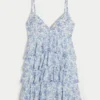 V-hals babydoll-mini-jurk met ruches V-hals babydoll-mini-jurk met ruches