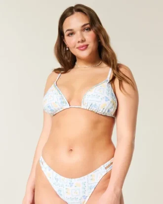 Versierde driehoekige bikinitop