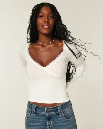 Wrap-top met lange mouwen en kanten rand