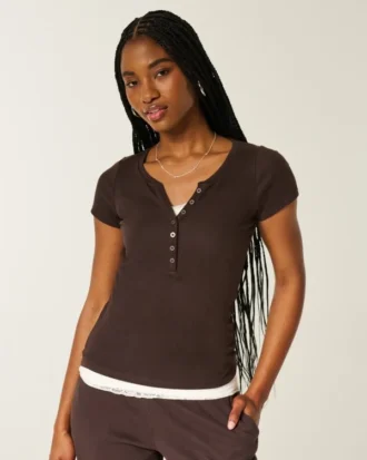 Y2K Henley met korte mouwen